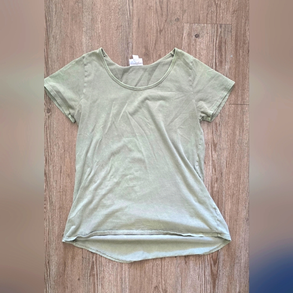 100% cotton flowy loose tshirt natural fibers
